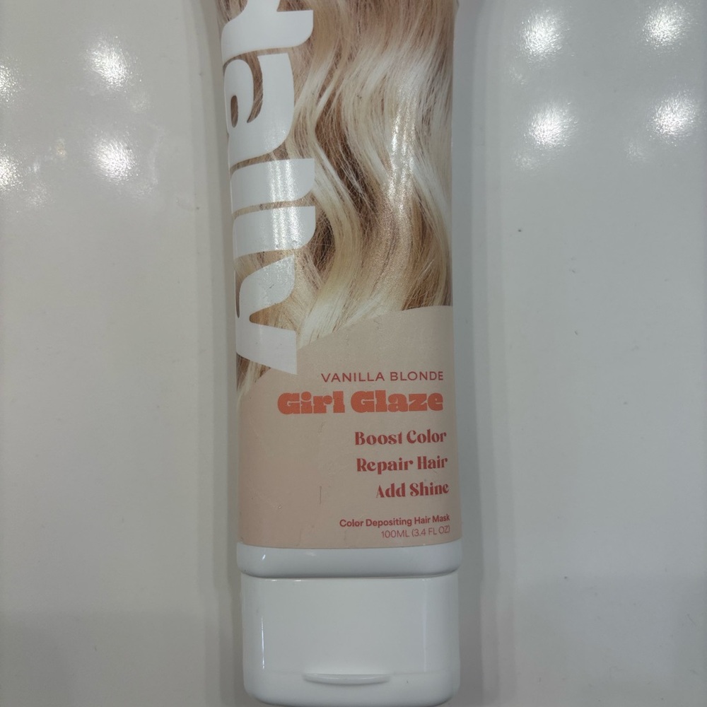 HALLY Vanilla Blonde Girl Glaze Hair Mask